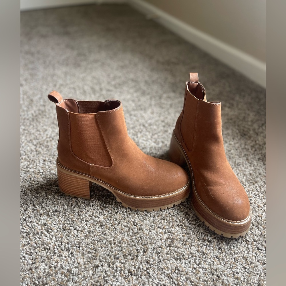 MIA BOOTS